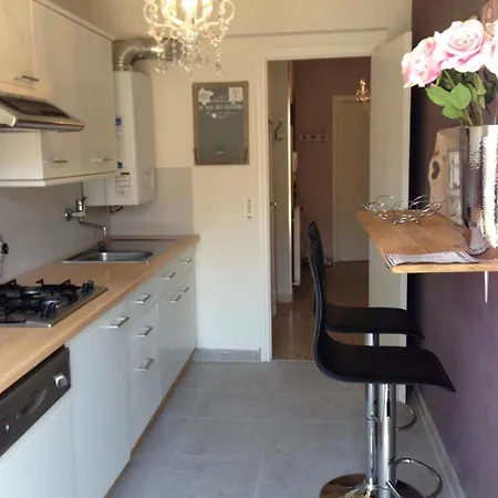 Work Or Vacation - Lovely - Канны